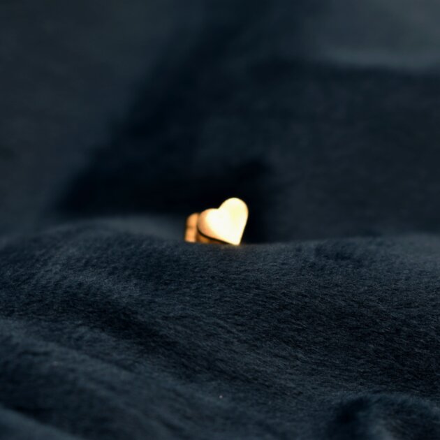 Χρυσά Καρφωτά Σκουλαρίκια Καρδιά - Ανοξείδωτο Ατσάλι